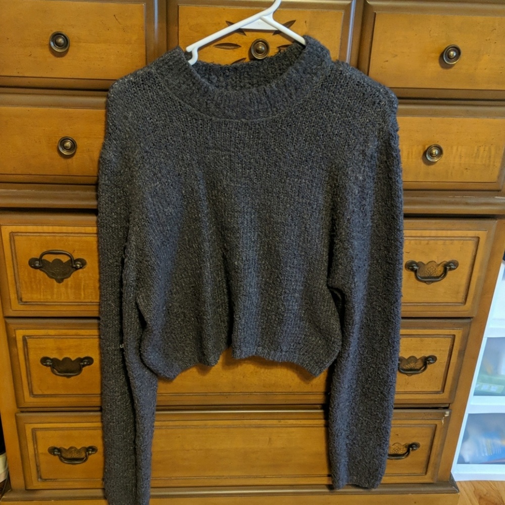 Cropped sweater